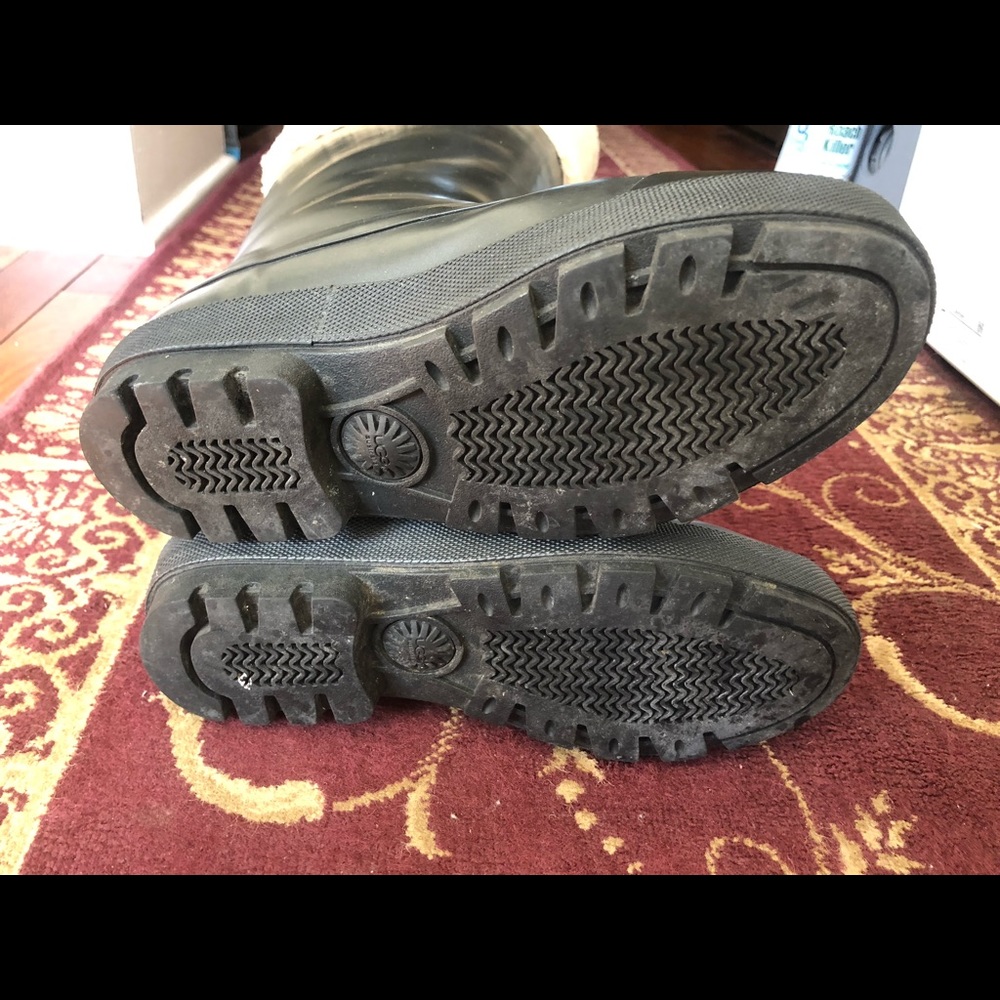 Snow Ugg Boot - image 3